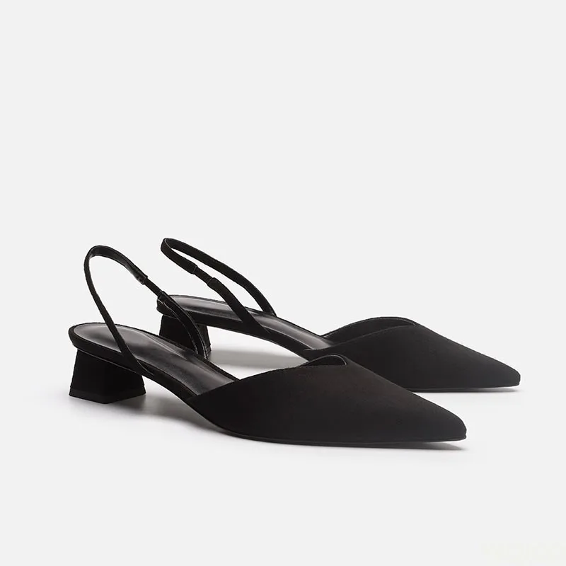 Ladies Pointed Stretch Sandals - Low Block Heel Pump recension och pris